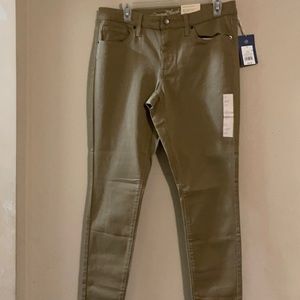 Universal Threads mid rise skinny jeans